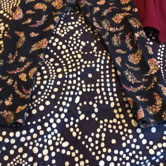 Old navy outfit 3t - Picture 3 of 5